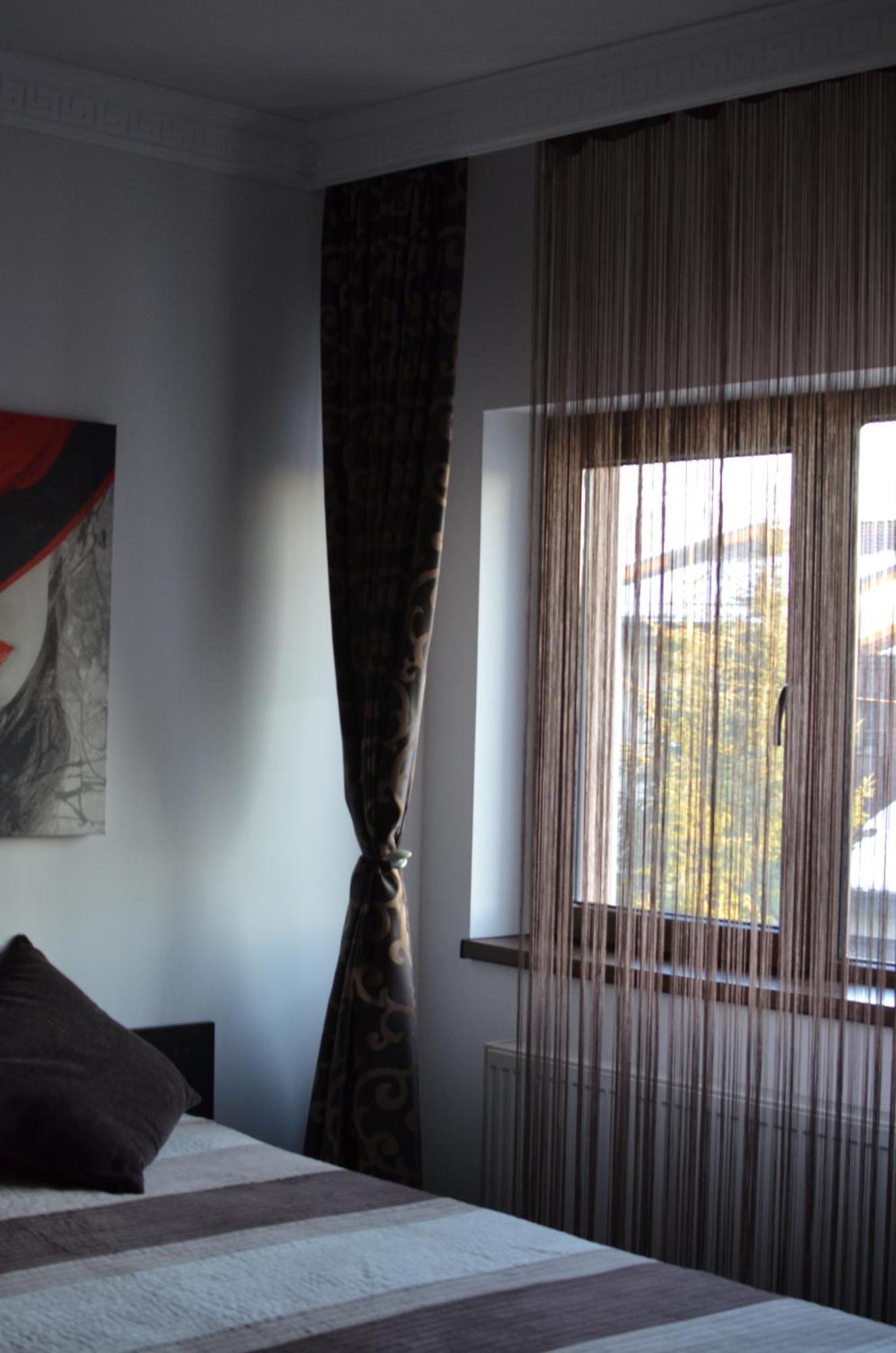 Vila Cu Trandafiri Cozy Apartments 2 Camere Bragadiru Extérieur photo